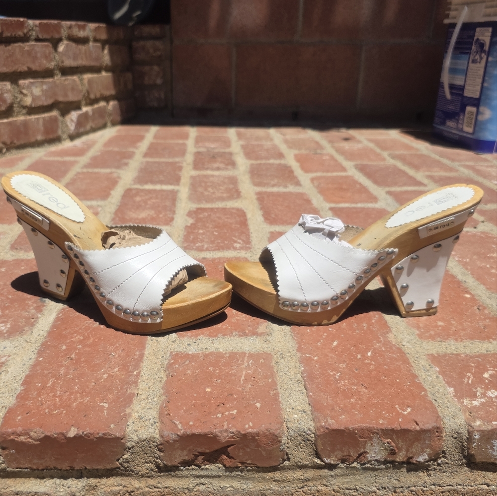 ECKO RED Leather Wood Block Wedge‎ Heels Womens 10 White Studded Y2K Vintage